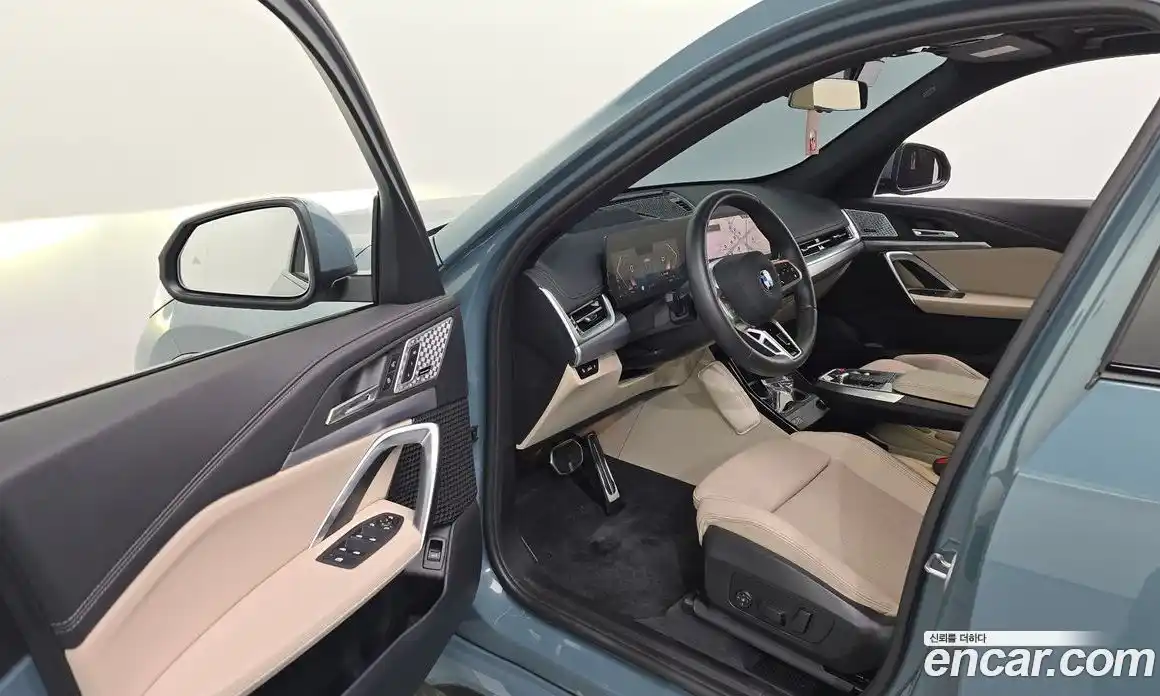 BMW X1 2025 2.0 гидро, фото 13