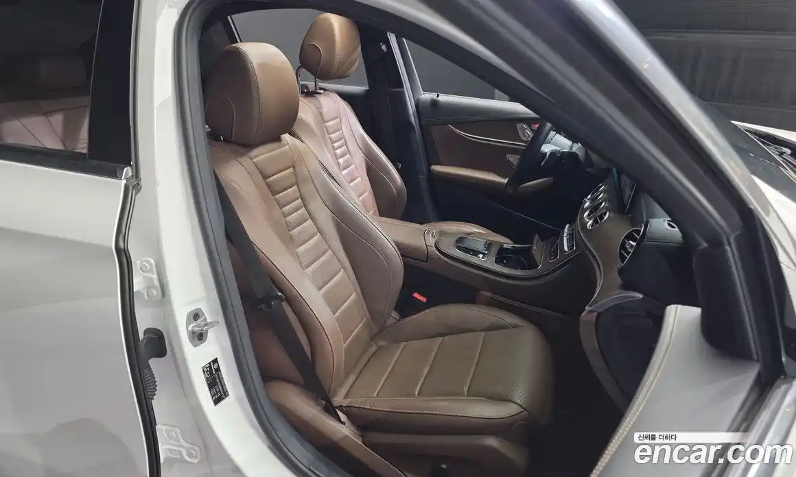 Mercedes-Benz E-Class 2021 2.0 гидро, фото 16