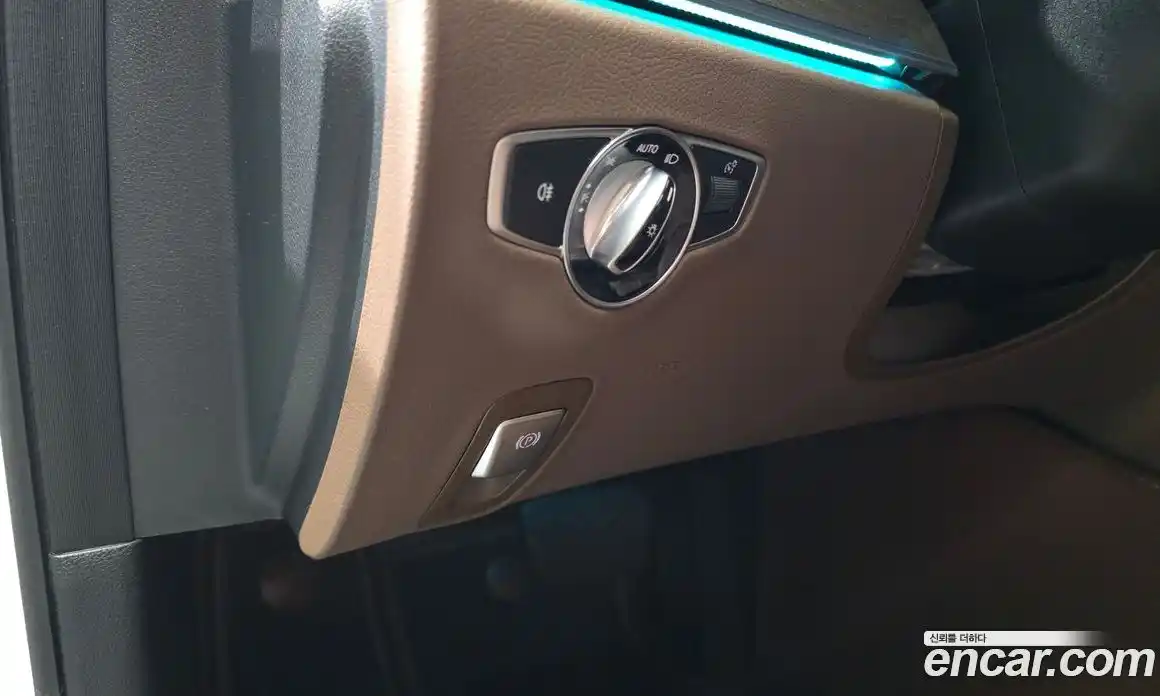 Mercedes-Benz E-Class 2021 2.0 гидро, фото 24