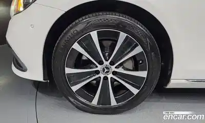 Mercedes-Benz E-Class 2021 2.0 гидро, миниатюра 5