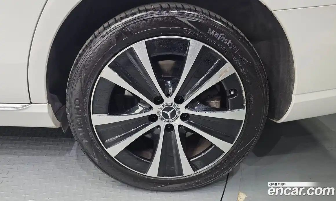 Mercedes-Benz E-Class 2021 2.0 гидро, фото 7