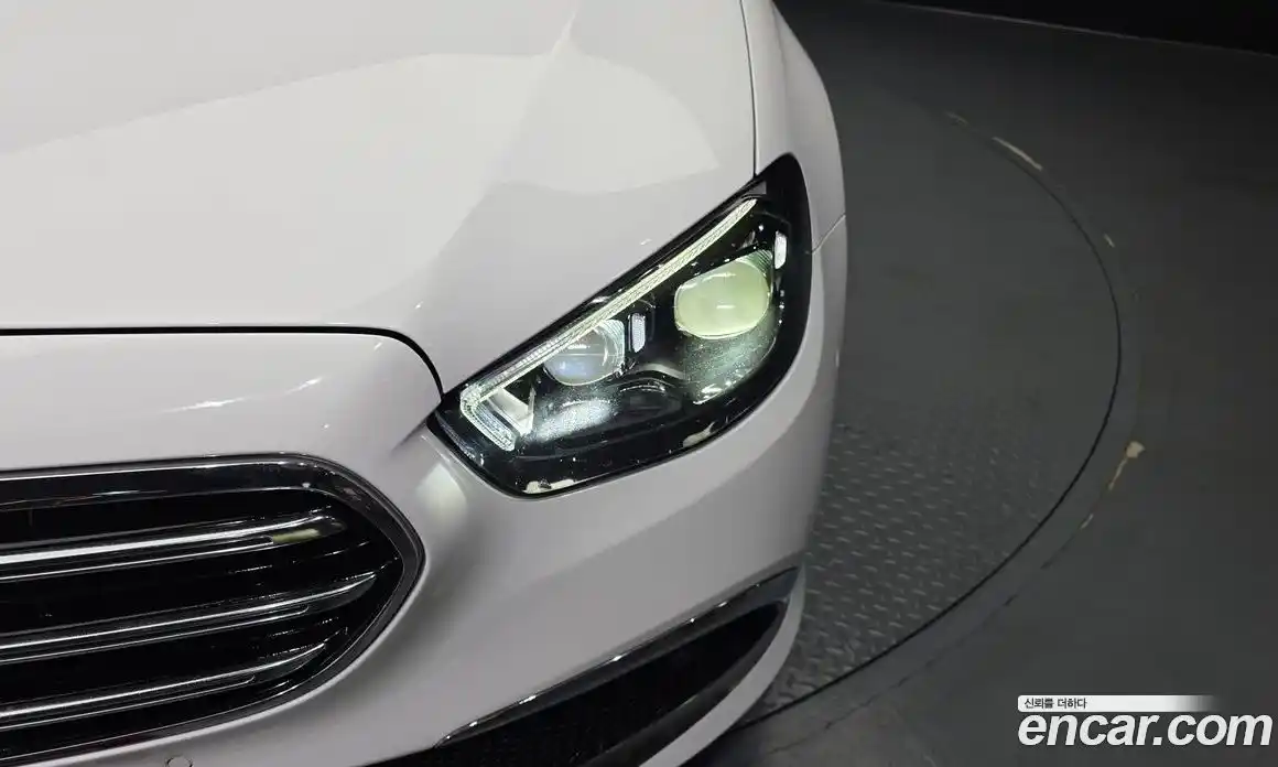 Mercedes-Benz E-Class 2021 2.0 гидро, фото 8