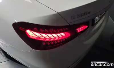 Mercedes-Benz E-Class 2021 2.0 гидро, миниатюра 9