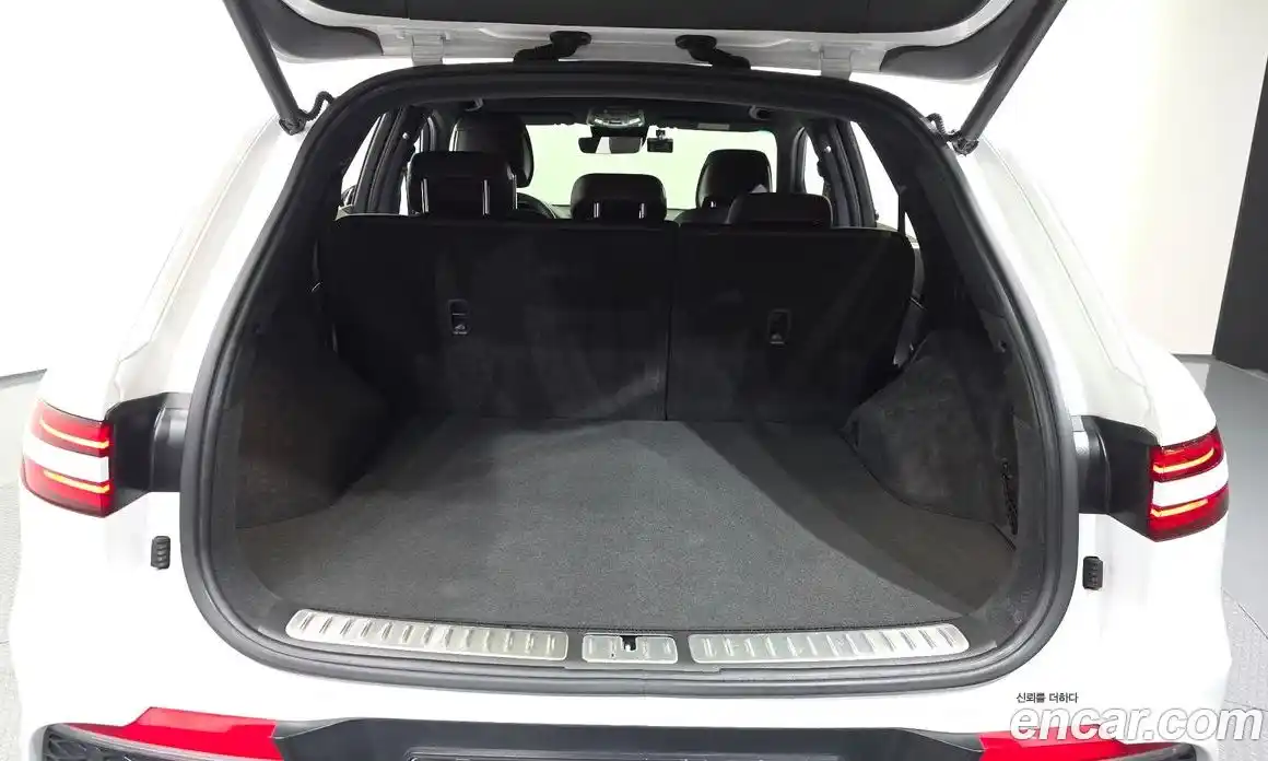 Genesis GV70 2022 2.5 гидро, фото 20