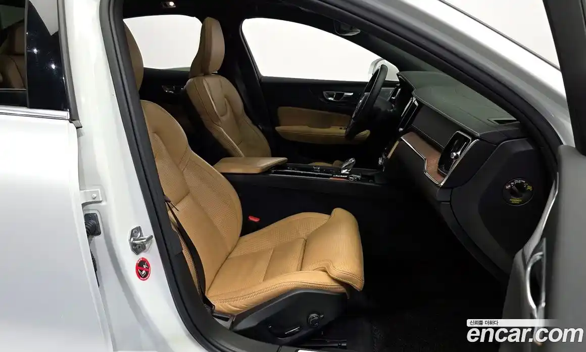 Volvo S60 2021 2.0 автомат (гидро), фото 16