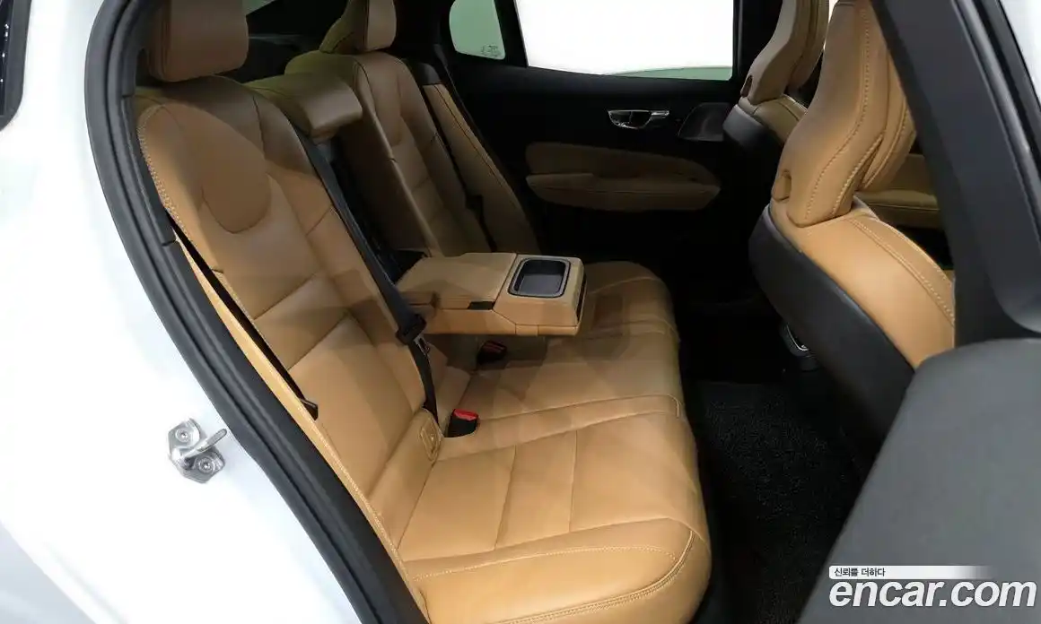 Volvo S60 2021 2.0 автомат (гидро), фото 17
