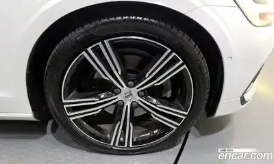 Volvo S60 2021 2.0 автомат (гидро), миниатюра 7