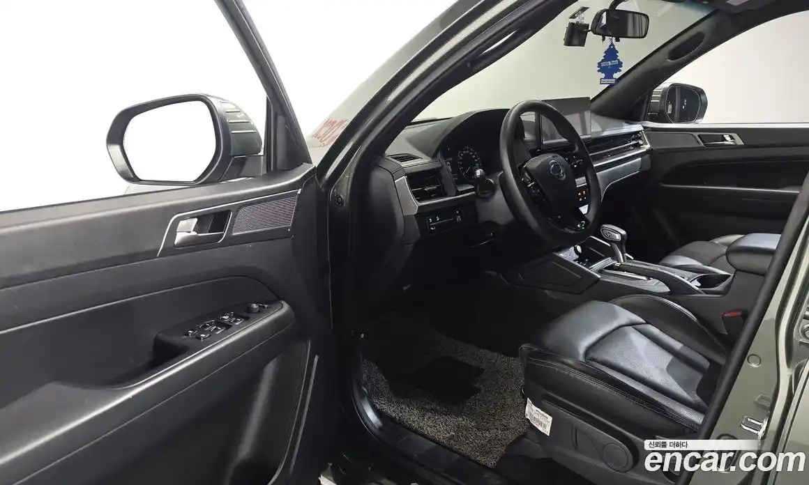 SsangYong Rexton 2024 2.2 автомат (гидро), фото 13
