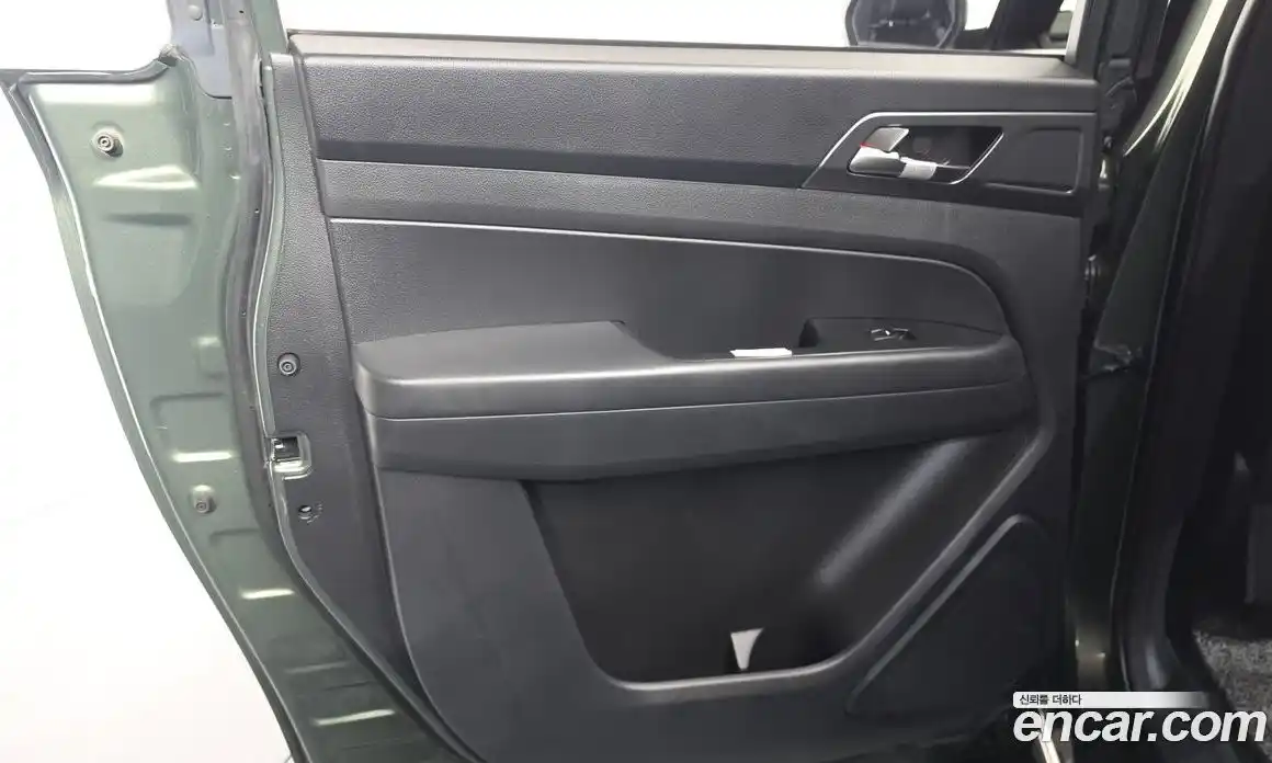 SsangYong Rexton 2024 2.2 автомат (гидро), фото 15
