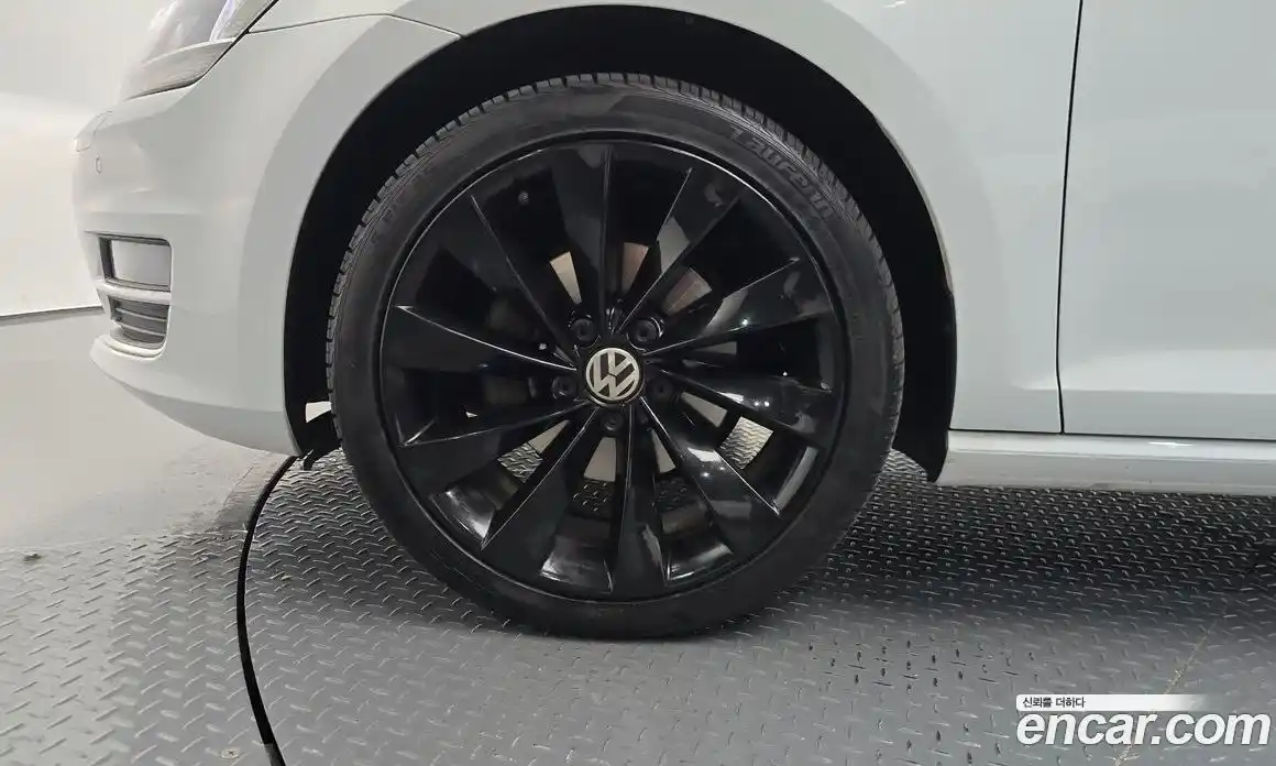 Volkswagen Golf 2015 2.0 автомат (гидро), фото 5