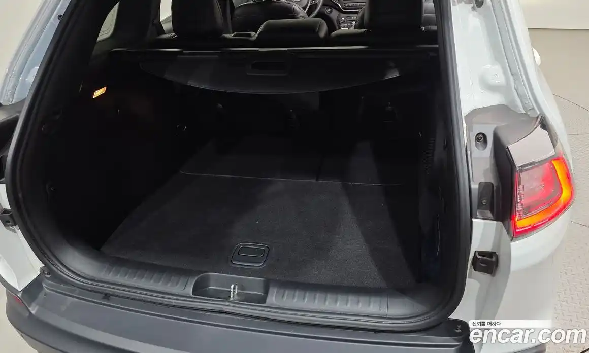 Jeep Cherokee 2019 2.4 автомат (гидро), фото 29