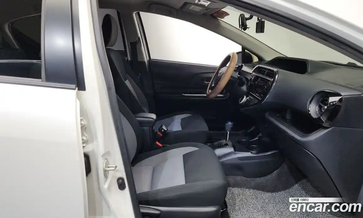 Toyota Prius 2019 1.5 гидро, фото 15