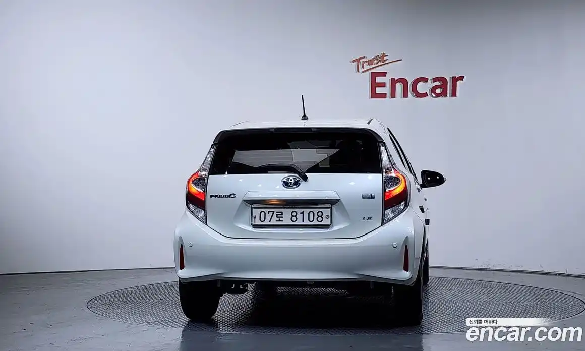 Toyota Prius 2019 1.5 гидро, фото 3