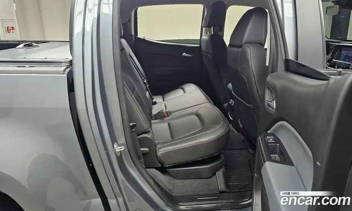Chevrolet Colorado 2021 3.6 автомат (гидро), фото 17