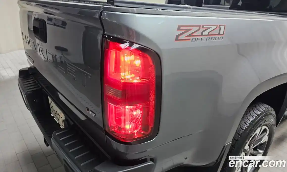 Chevrolet Colorado 2021 3.6 автомат (гидро), фото 9