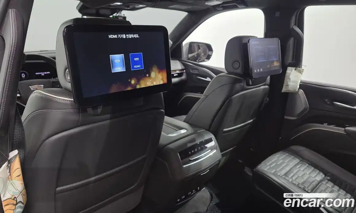 Cadillac Escalade 2023 6.2 гидро, фото 17