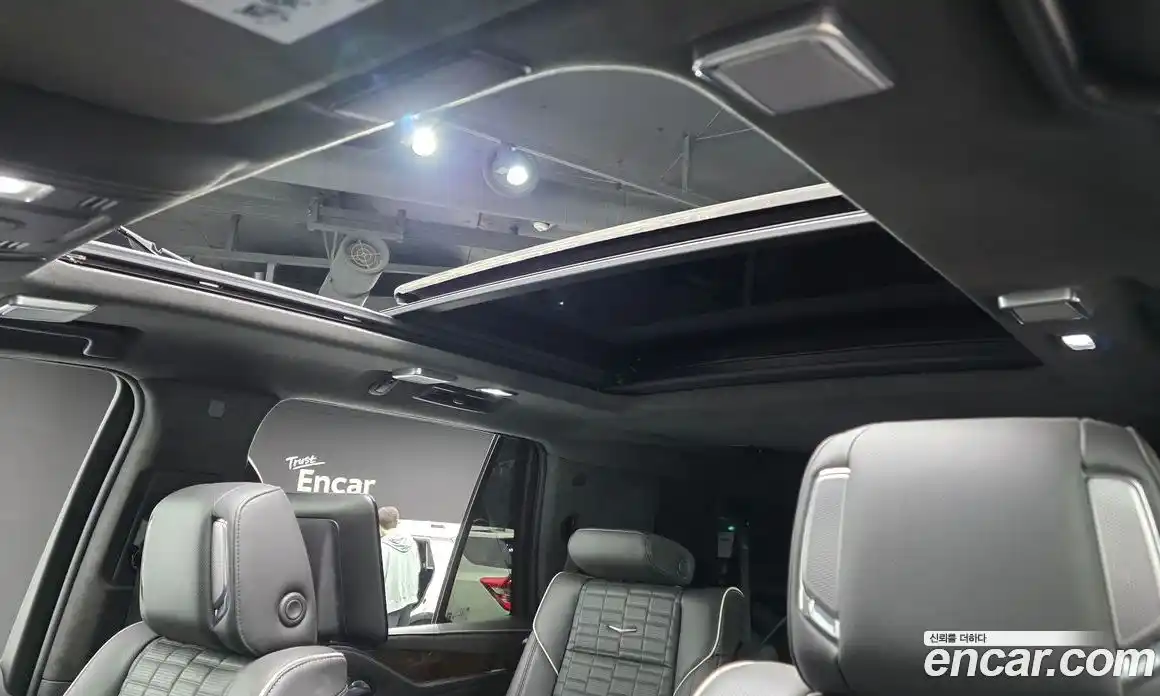 Cadillac Escalade 2023 6.2 гидро, фото 21
