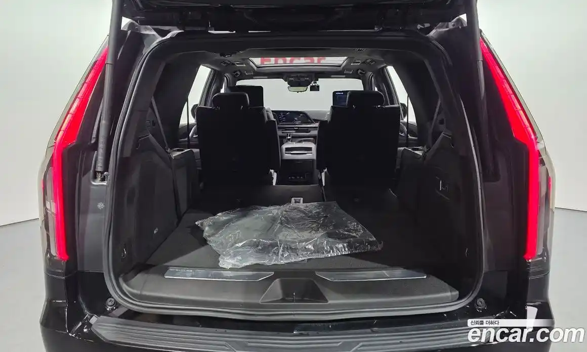 Cadillac Escalade 2023 6.2 гидро, фото 23