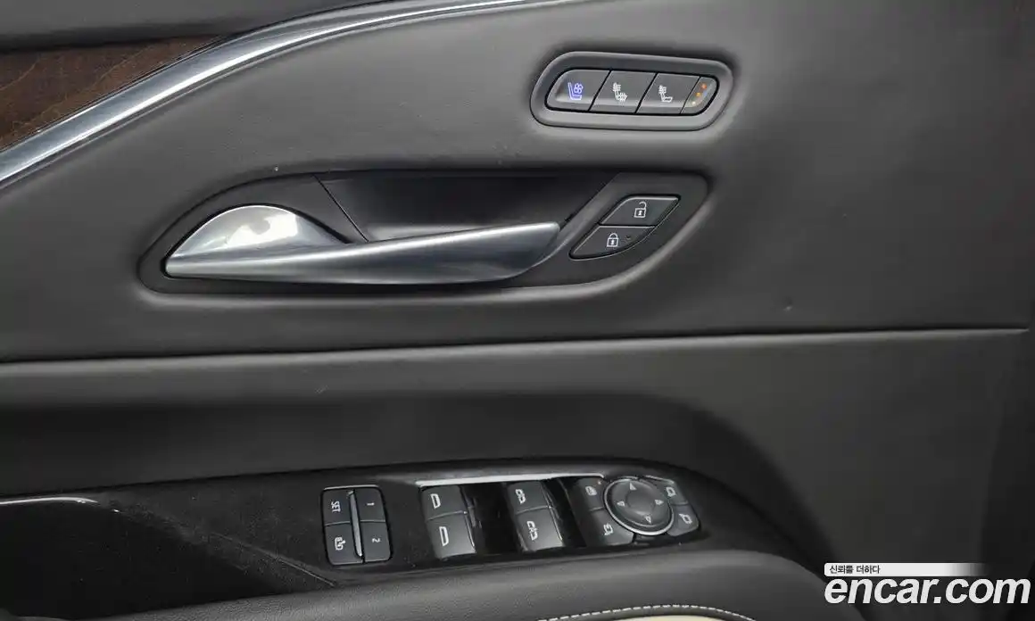 Cadillac Escalade 2023 6.2 гидро, фото 28