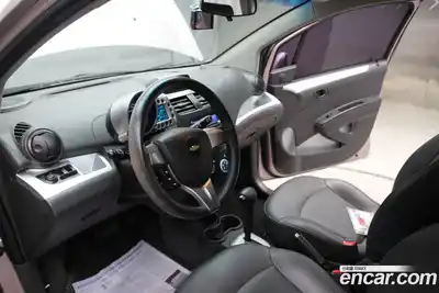 Chevrolet Spark 2013 1.0 автомат (гидро), миниатюра 11
