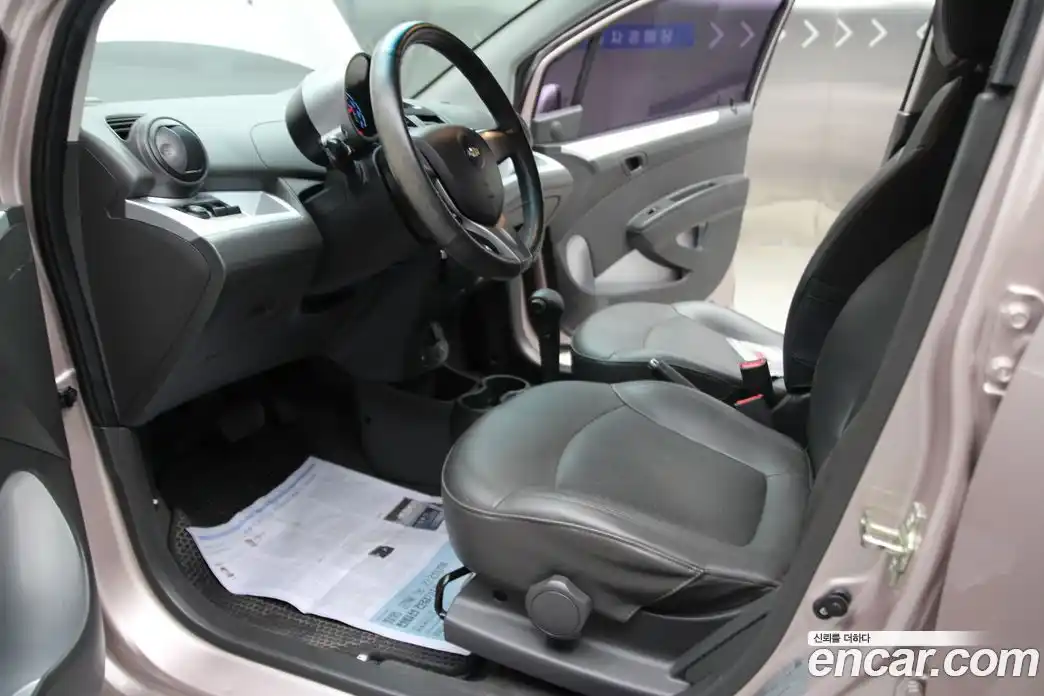 Chevrolet Spark 2013 1.0 автомат (гидро), фото 12