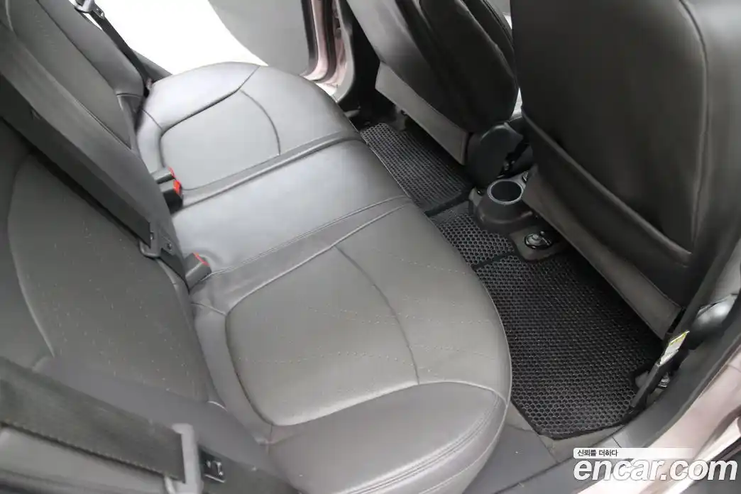 Chevrolet Spark 2013 1.0 автомат (гидро), фото 14