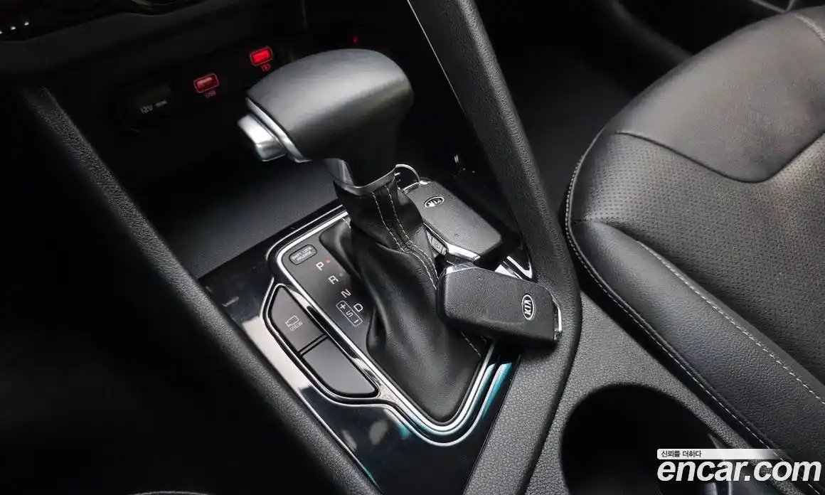 Kia Niro 2021 1.6 гидро, фото 11