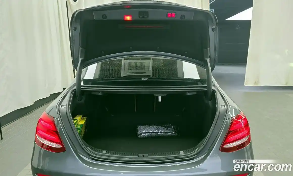 Mercedes-Benz E-Class 2019 3.0 гидро, фото 20
