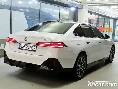 BMW 5-Series 2025 2.0 гидро, миниатюра 2
