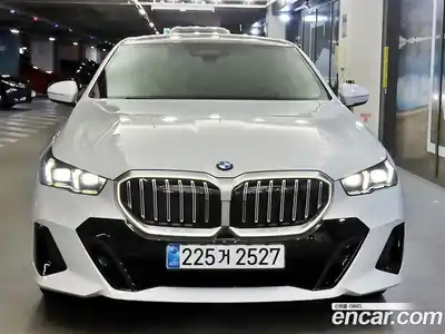 BMW 5-Series 2025 2.0 гидро, миниатюра 3