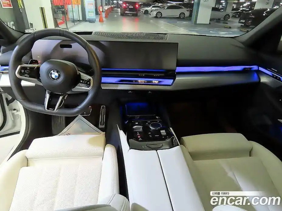 BMW 5-Series 2025 2.0 гидро, фото 7