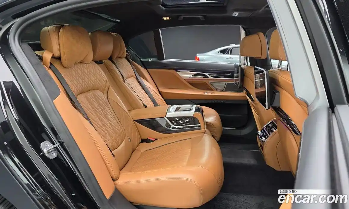 BMW 7 серия 2021 3.0 автомат (гидро), фото 16
