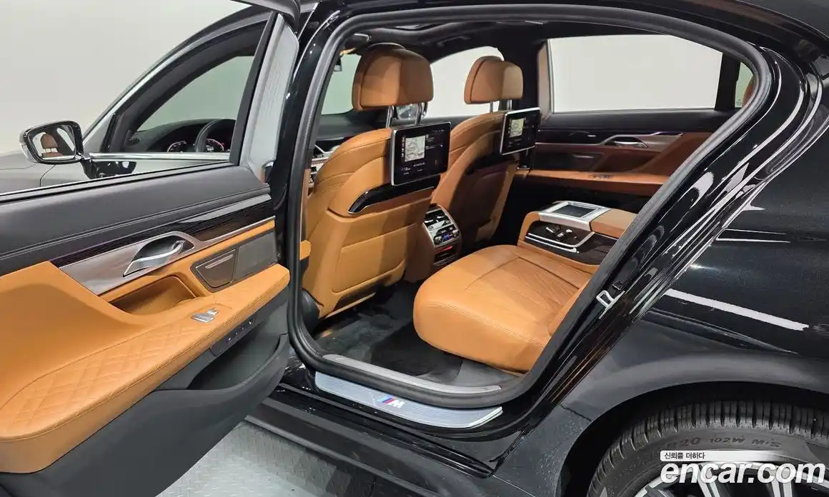 BMW 7 серия 2021 3.0 автомат (гидро), фото 18