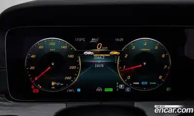 Mercedes-Benz E-Class 2023 2.0 гидро, миниатюра 11