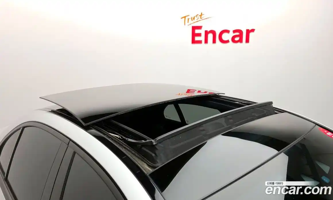 Mercedes-Benz E-Class 2023 2.0 гидро, фото 31