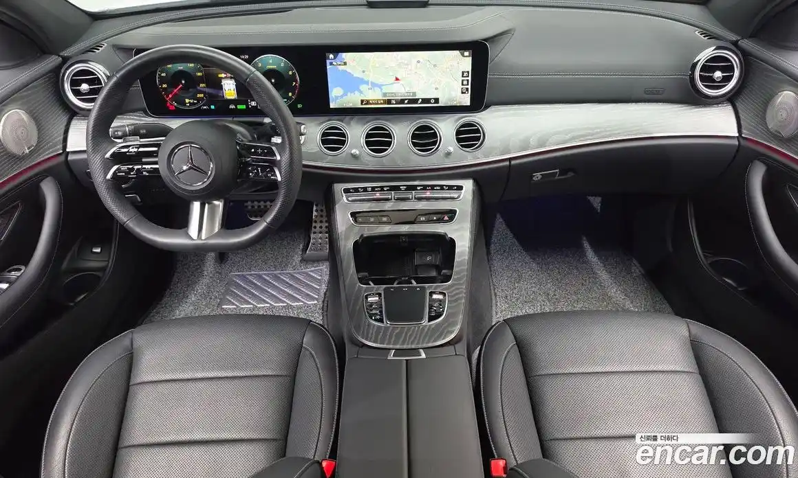 Mercedes-Benz E-Class 2023 2.0 гидро, фото 10