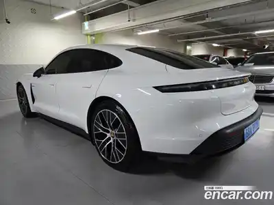Porsche Taycan 2022 0.1 автомат (гидро), миниатюра 4