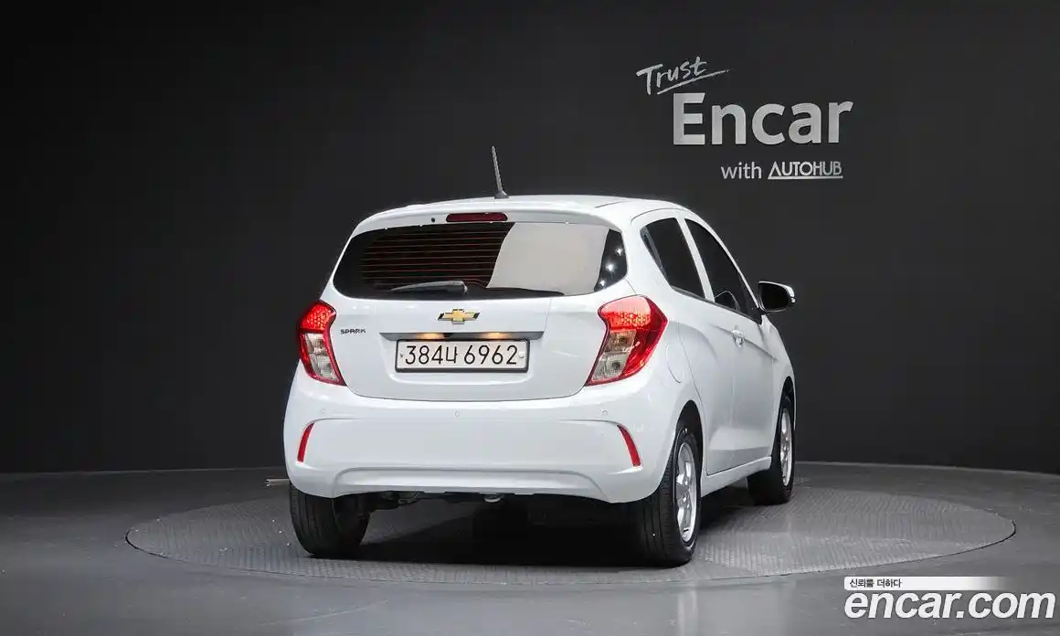 Chevrolet Spark 2021 1.0 гидро, фото 4
