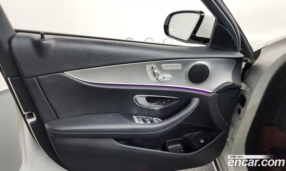 Mercedes-Benz E-Class 2018 2.0 автомат (гидро), фото 14