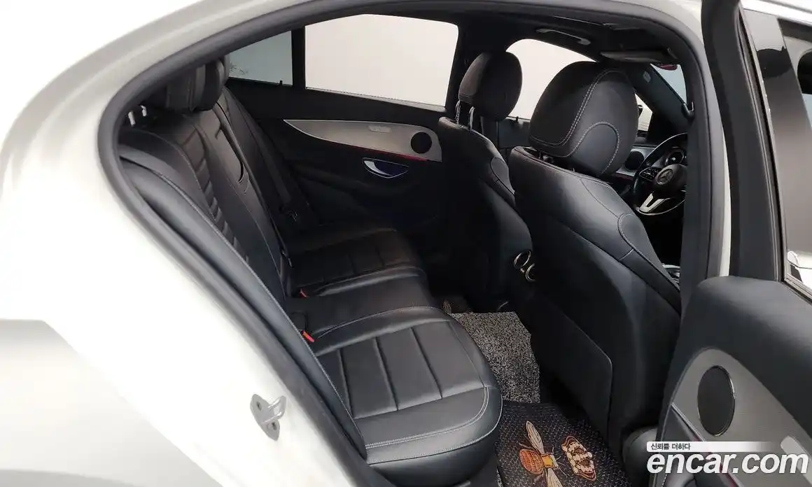 Mercedes-Benz E-Class 2018 2.0 автомат (гидро), фото 17