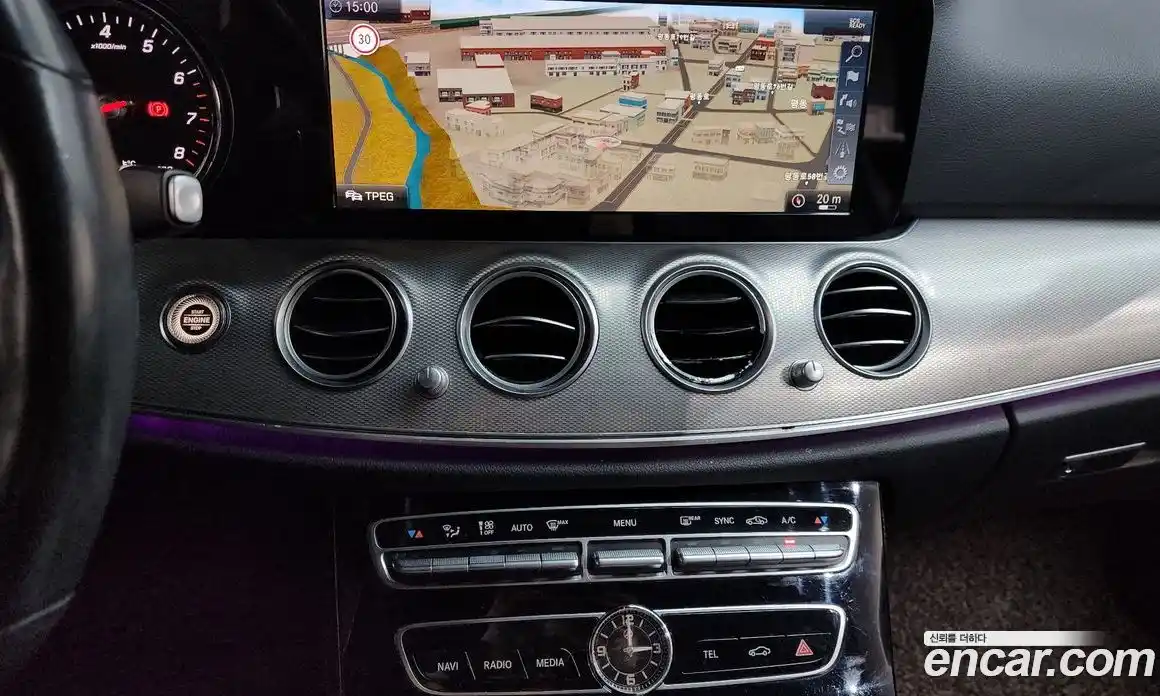 Mercedes-Benz E-Class 2018 2.0 автомат (гидро), фото 18