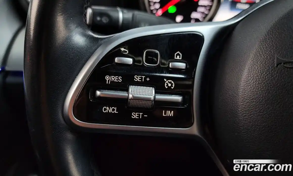 Mercedes-Benz E-Class 2018 2.0 автомат (гидро), фото 21