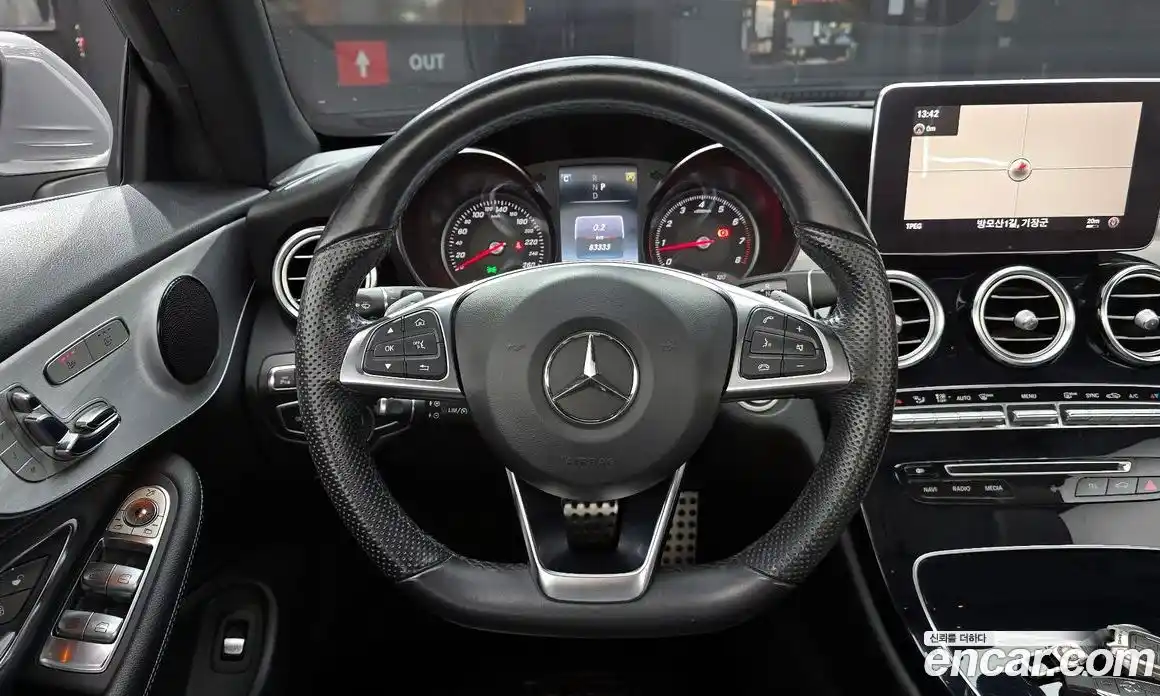 Mercedes-Benz C-Class 2017 2.0 автомат (гидро), фото 13