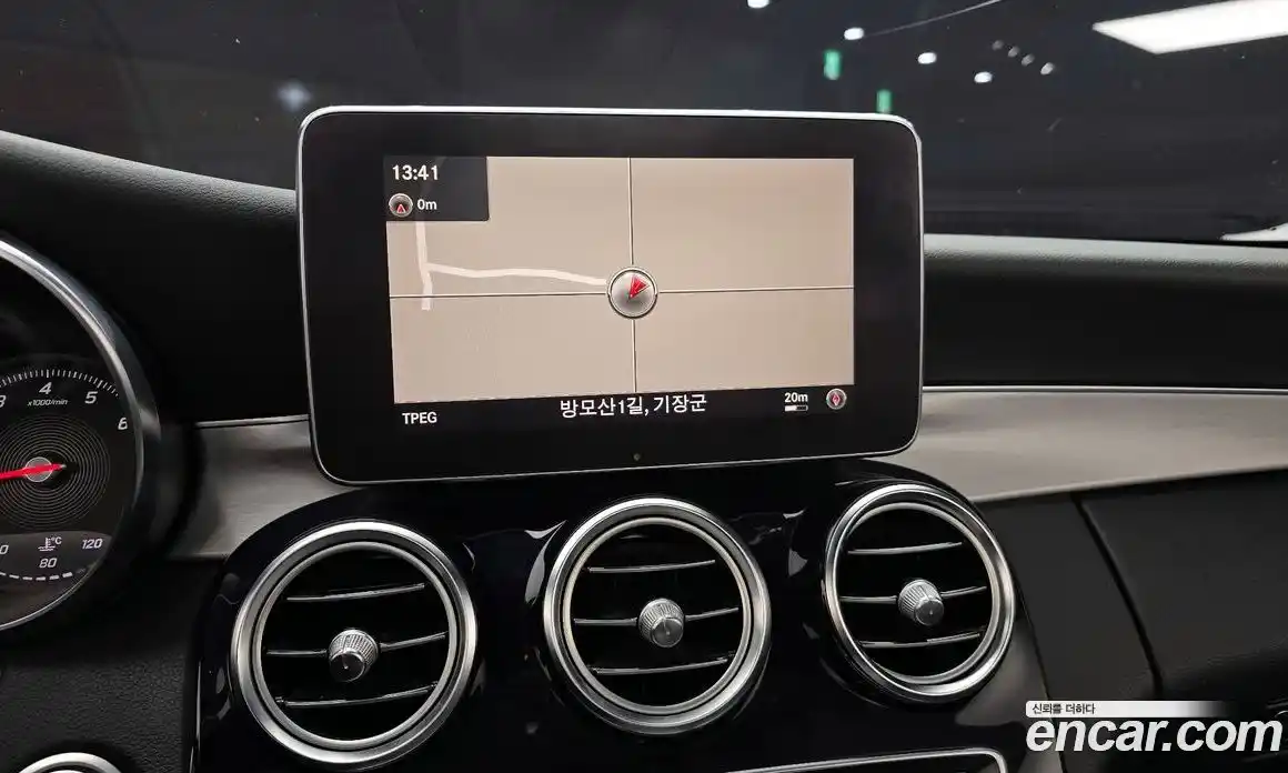 Mercedes-Benz C-Class 2017 2.0 автомат (гидро), фото 15