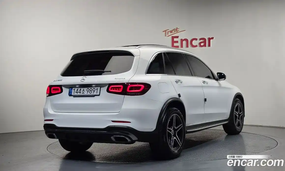 Mercedes-Benz GLC-Class 2022 2.0 гидро, фото 2