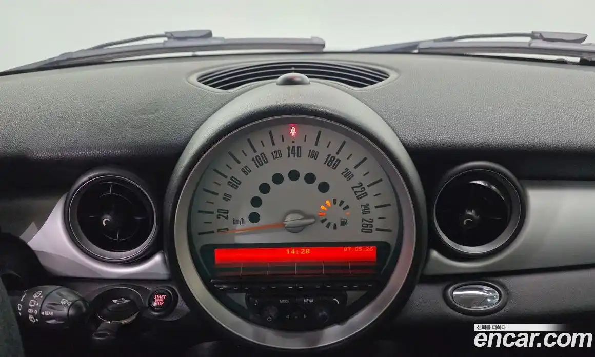 Mini Cooper 2013 2.0 автомат (гидро), фото 16