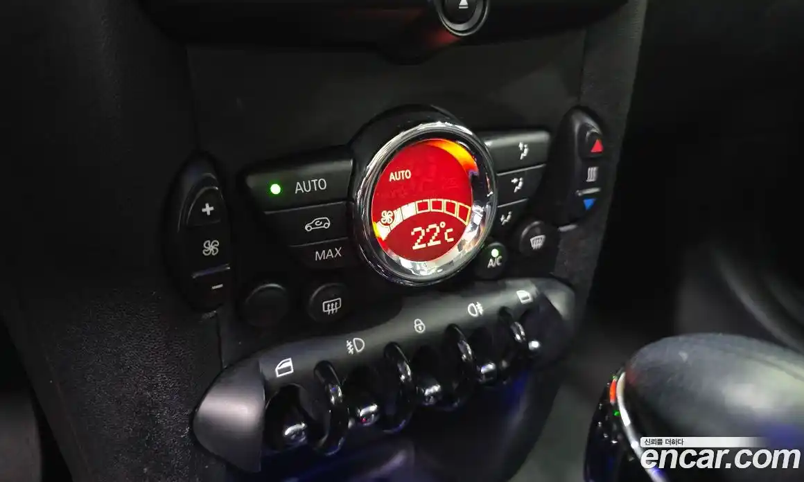 Mini Cooper 2013 2.0 автомат (гидро), фото 17