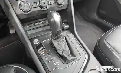 Volkswagen Tiguan 2020 2.0 автомат (гидро), миниатюра 12