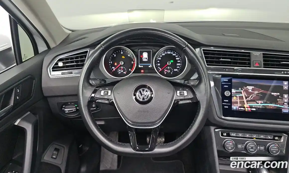 Volkswagen Tiguan 2020 2.0 автомат (гидро), фото 19