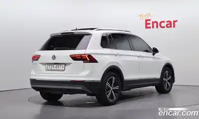 Volkswagen Tiguan 2020 2.0 автомат (гидро), миниатюра 2